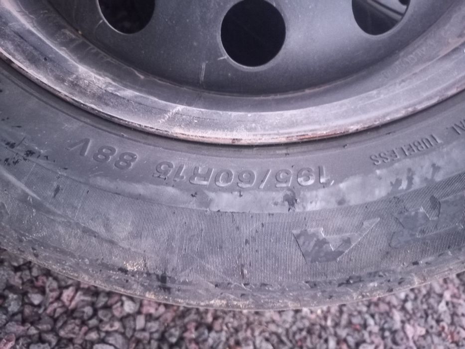 Продам       шины