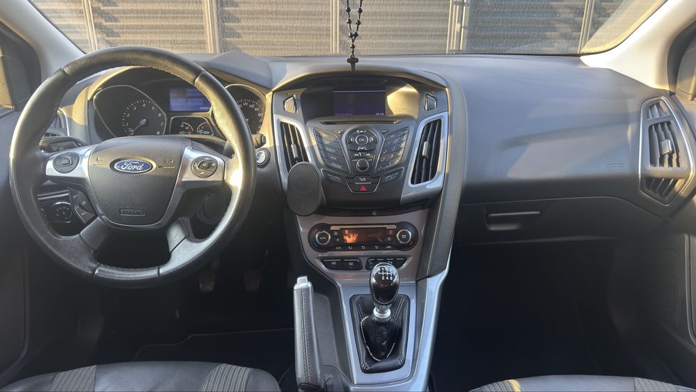 FORD Focus 0 — imagine 5
