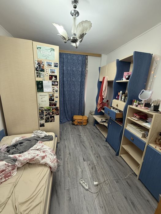 Vând toată Mobilă Apartament 4 camere Urgent