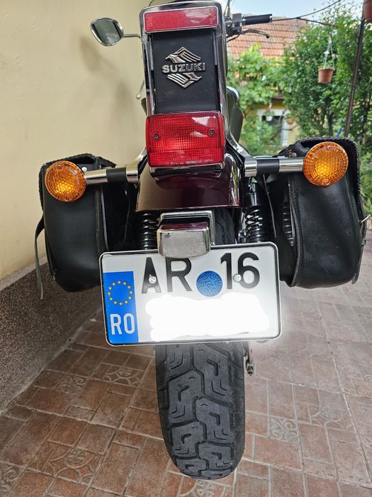 SUZUKI VS 700 INTRUDER  1987/ Stare foarte bună.