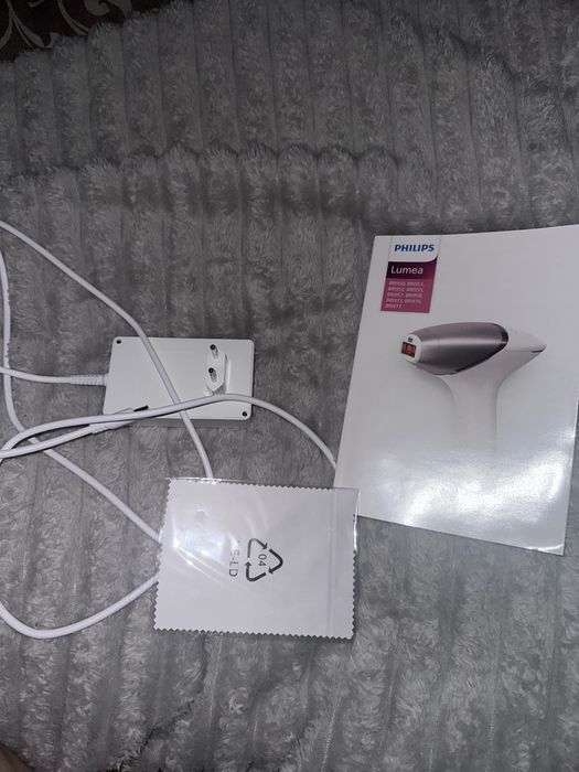 Фотоепилатор Philips Lumea