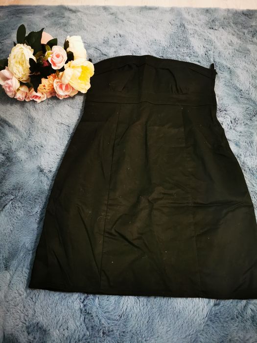 Rochita rosie si neagra