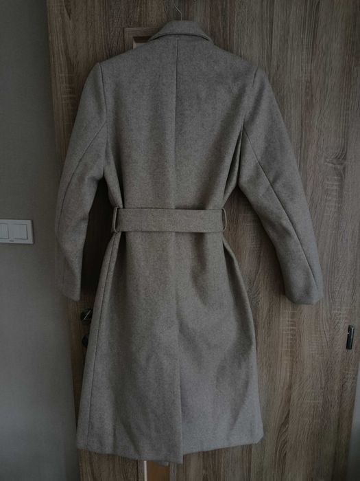 Дълго дамско палто Reserved