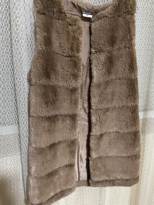 Vestă crem de blană marimea M