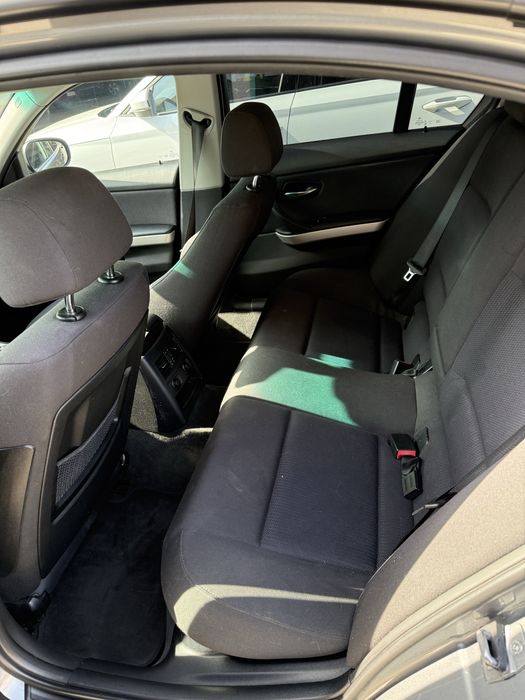 Bmw 320d, an fabricatie 2011, 184 de cai putere