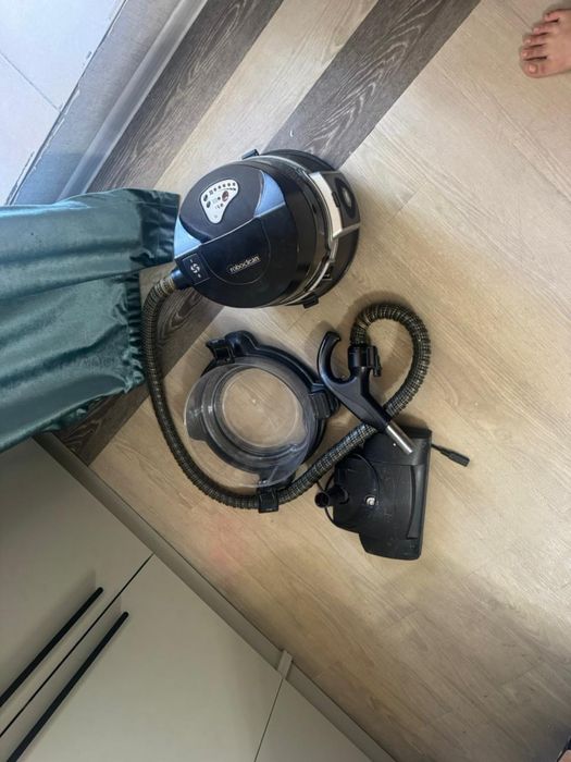 Продам пылесос Roboclean