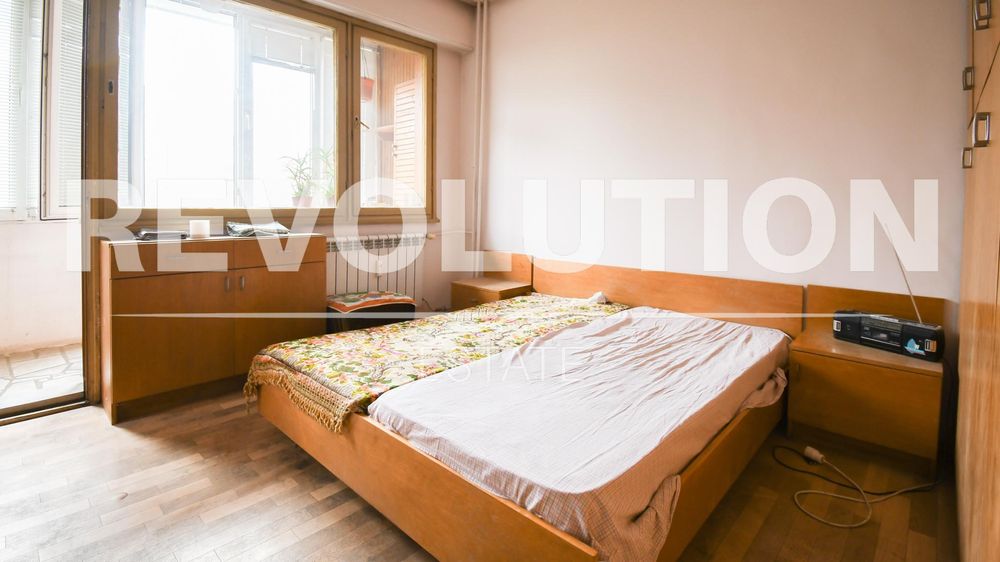 Дава се под наем Двустаен апартамент в София, Света Троица - 65 кв.м за 448.8 € - Снимка #4