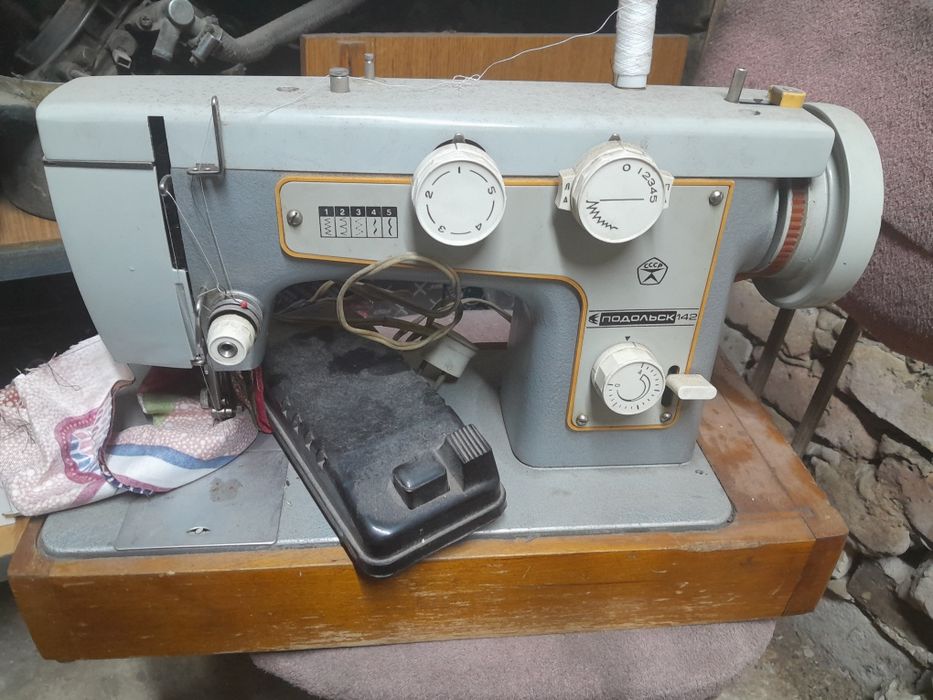 Швейная машина вторая в подарок