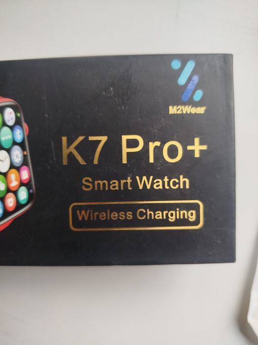 Продают смарт часы.