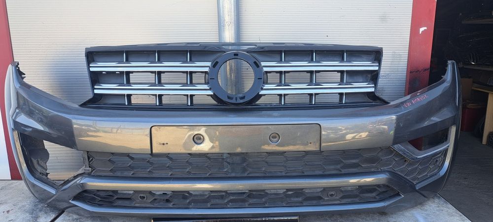 Bara fata Volkswagen Amaroc Facelift an 2018