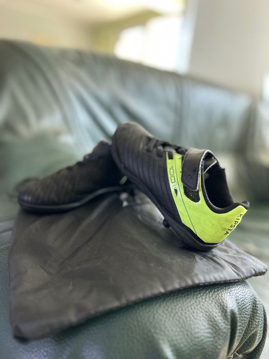 Бутонки и стоножки