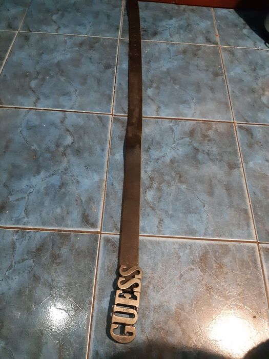 Curea din piele Guess