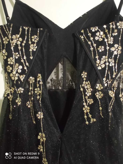 Бална рокля М размер