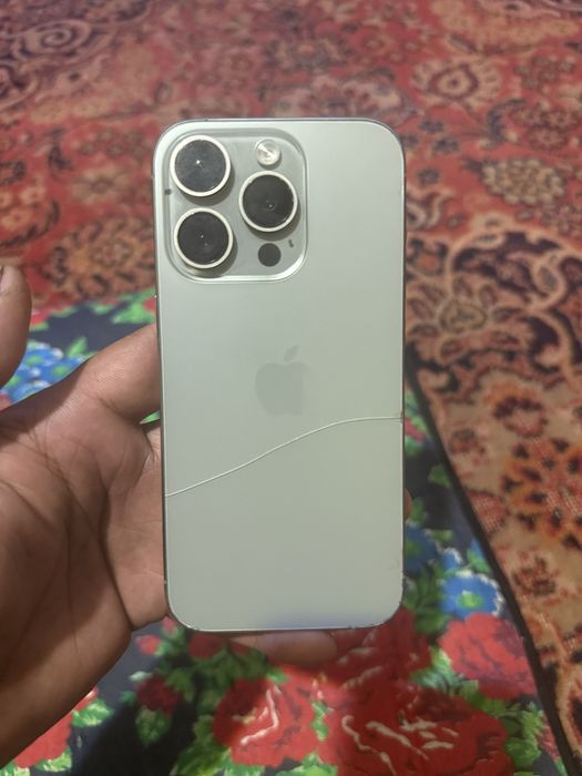 Iphone 15 pro 128/80%
