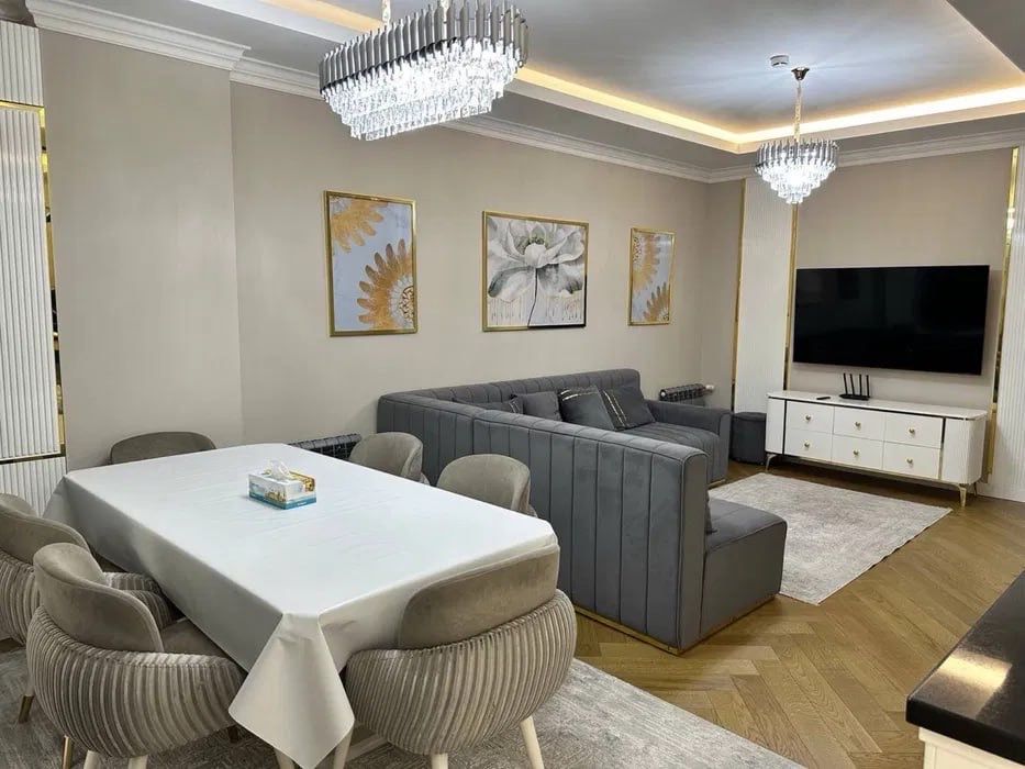 Сдам в Аренду 3комн 100м² 8этаже в Жк Акай Сити Хамид Алимджан Дархан