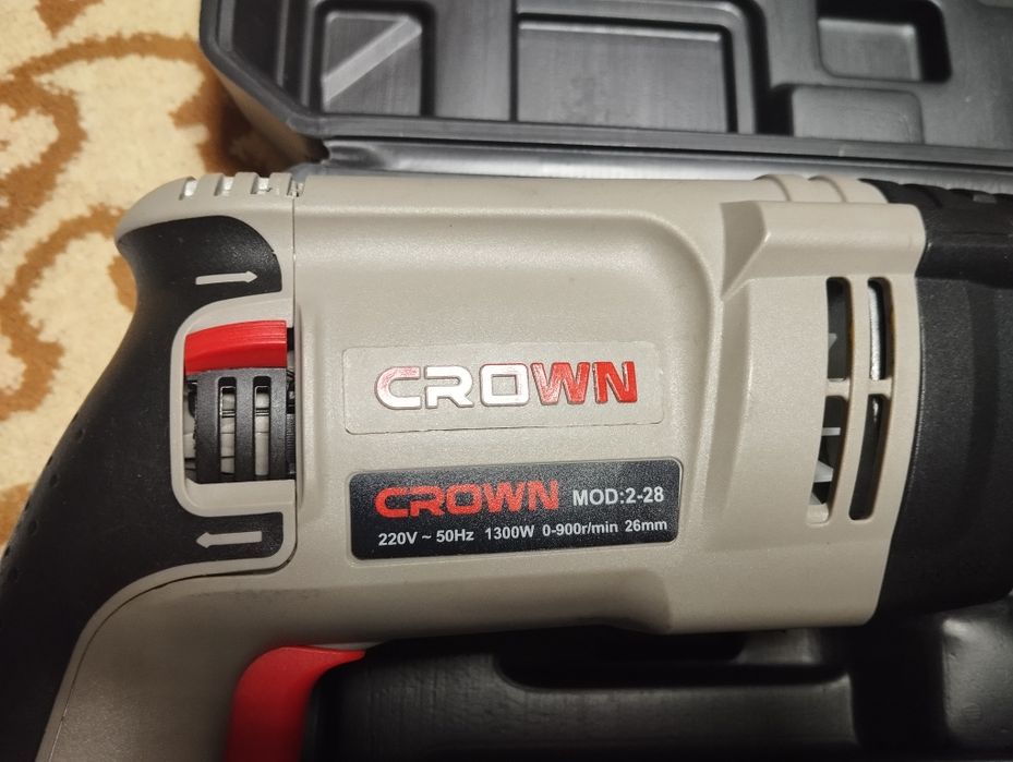 Перфоратор фирмы Crown
