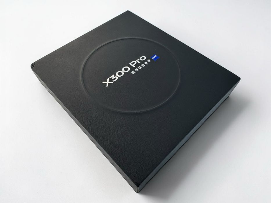 НОВ! Vivo X300 Pro 256GB 12RAM Mist Blue Гаранция!