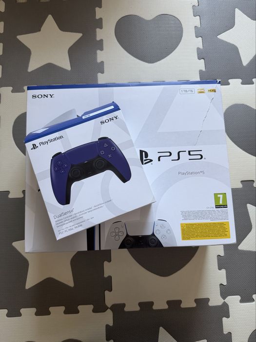 Playstation 5  в гаранция до 03.28 г