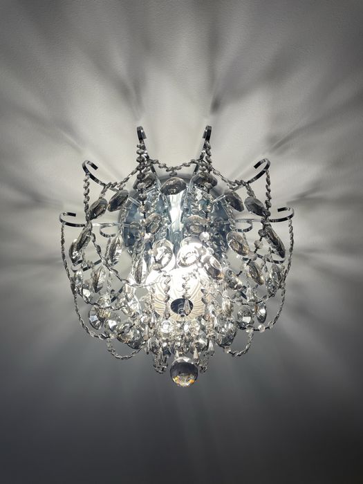 Люстра в отличном состояний