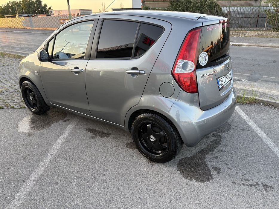 Продава се Suzuki Splash