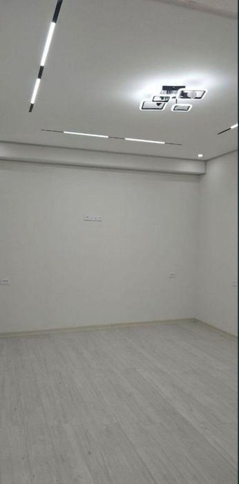 Срочно Шахриобад 2/4/10. 72м²