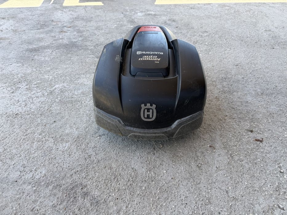 Продавам косачка робот  Husqvarna