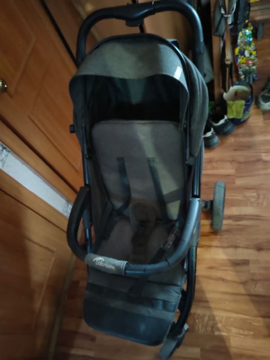 Коляска бу в хорошем состоянии