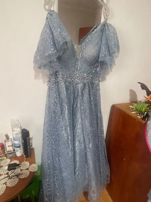 Rochie de vânzare