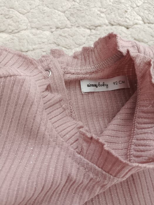 Пакет платье на девочку 2-3 лет ( за все 2500)