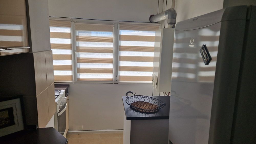 Închiriez apartament cu două camere,  micro 6, zona Pavcom