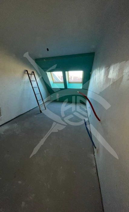 Продава се Тристаен апартамент в София, Лагера - 115 кв.м за 1530 €/кв.м - Снимка #1