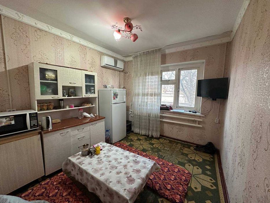 Продается квартира  Быв.Общ. Яшнабадском районе Лисунова-1, 1-ком 18м2