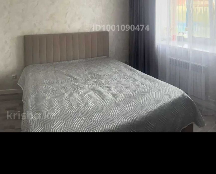 Продаю двуспальную кровать