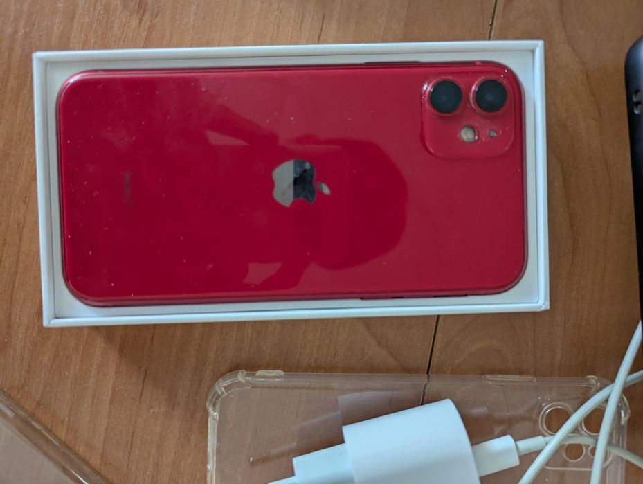 Iphone 11 64гб фейс тру тон есть 75акб