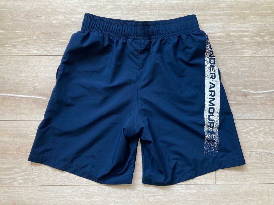 Under Armour Loose къси панталони къс панталон шорти размер S M