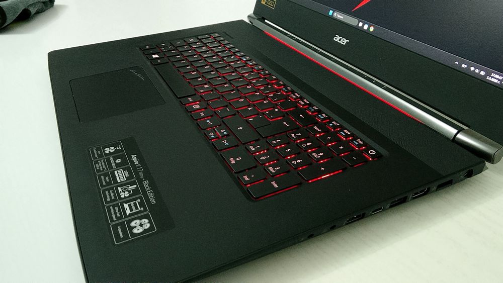 Геймърски 17" Acer Aspire V Nitro