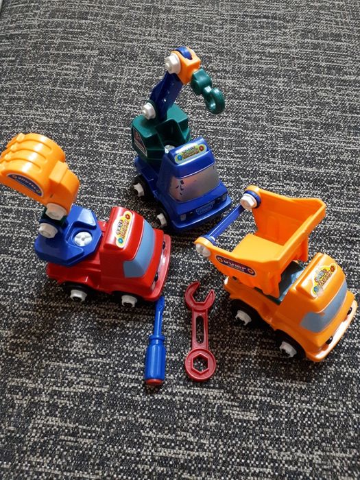 Игрушки машинки конструктор