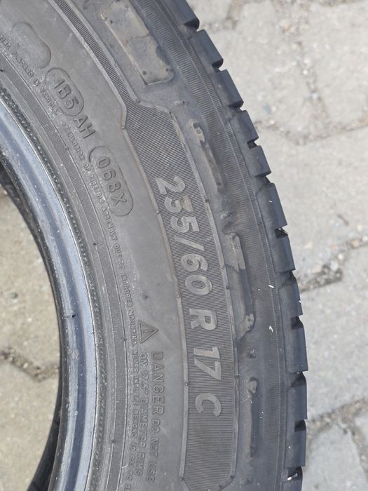 235 60 17 c Michelin