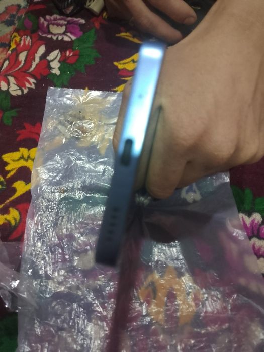 Honor X8A sotiladi ili abmen ayfonga  telga garantiya