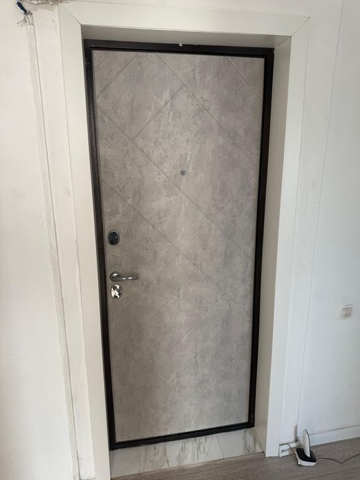 Продам 2 ком квартиру