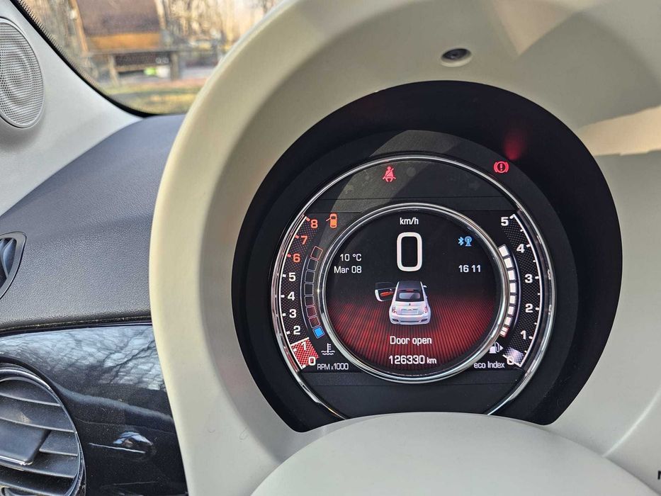 Fiat 500C Cabrio –retrofit 2015+, bord digital, foarte întreținut