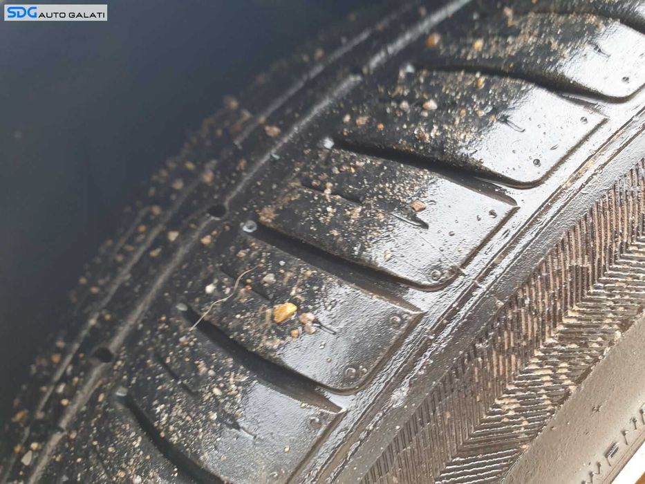 Set 4 Jante Aliaj 225 50 R17 cu Anvelope Vara BMW Seria 3 F30 F31 F32 2011 - 2019 [0216]