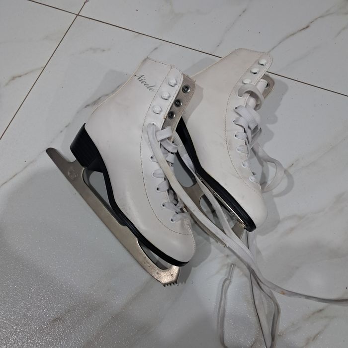 Коньки 35 размер