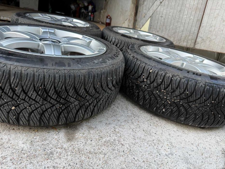 Алуминиеви Джанти Antera с Всесезонни гуми Goodride 17 цола