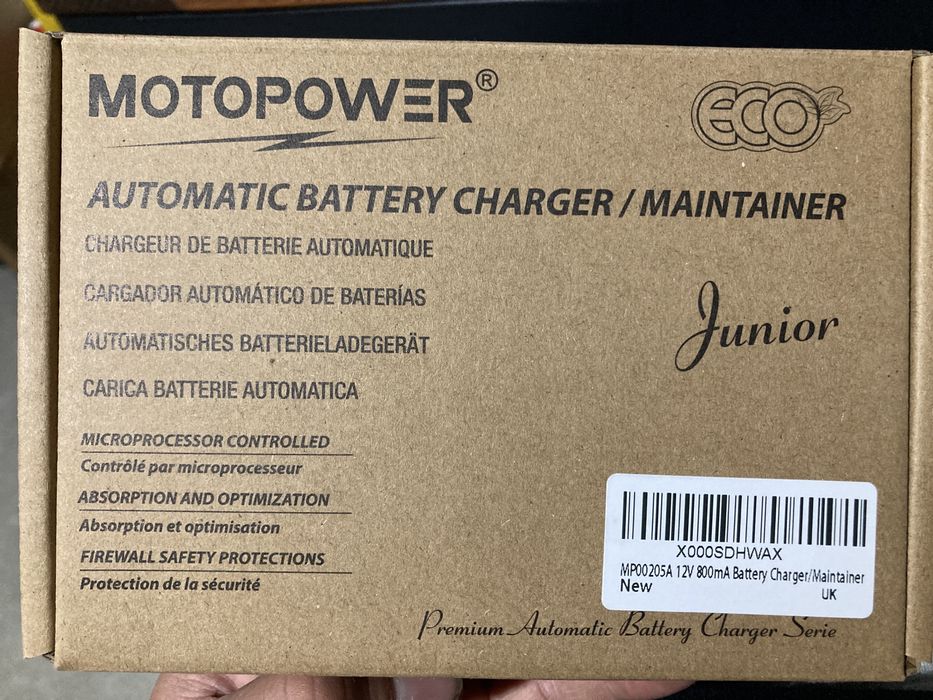 Incarcator baterii auto