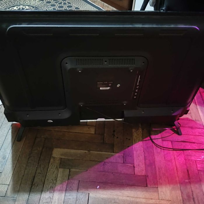 Смарт телевизор Sang 43 инча