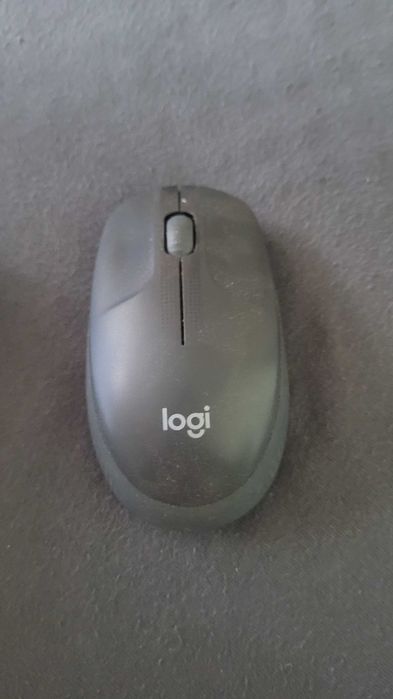 Acer Aspire 3 + безжична мишка Logitech