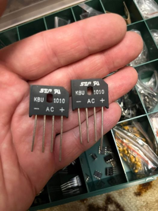 Електронни компоненти