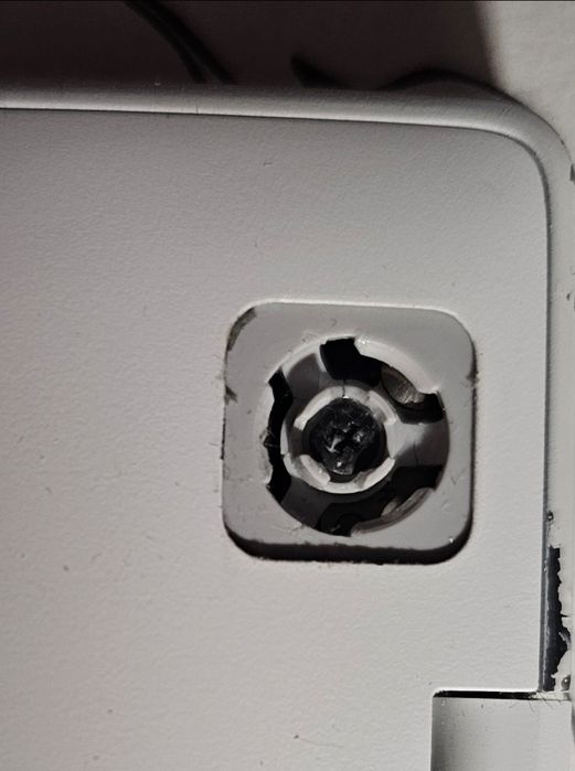 Galaxy book pro 13.3, i5 11th, 8gb, 512gb, 860gram