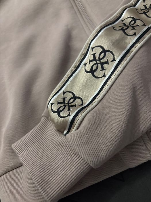 Дамски суичър Guess